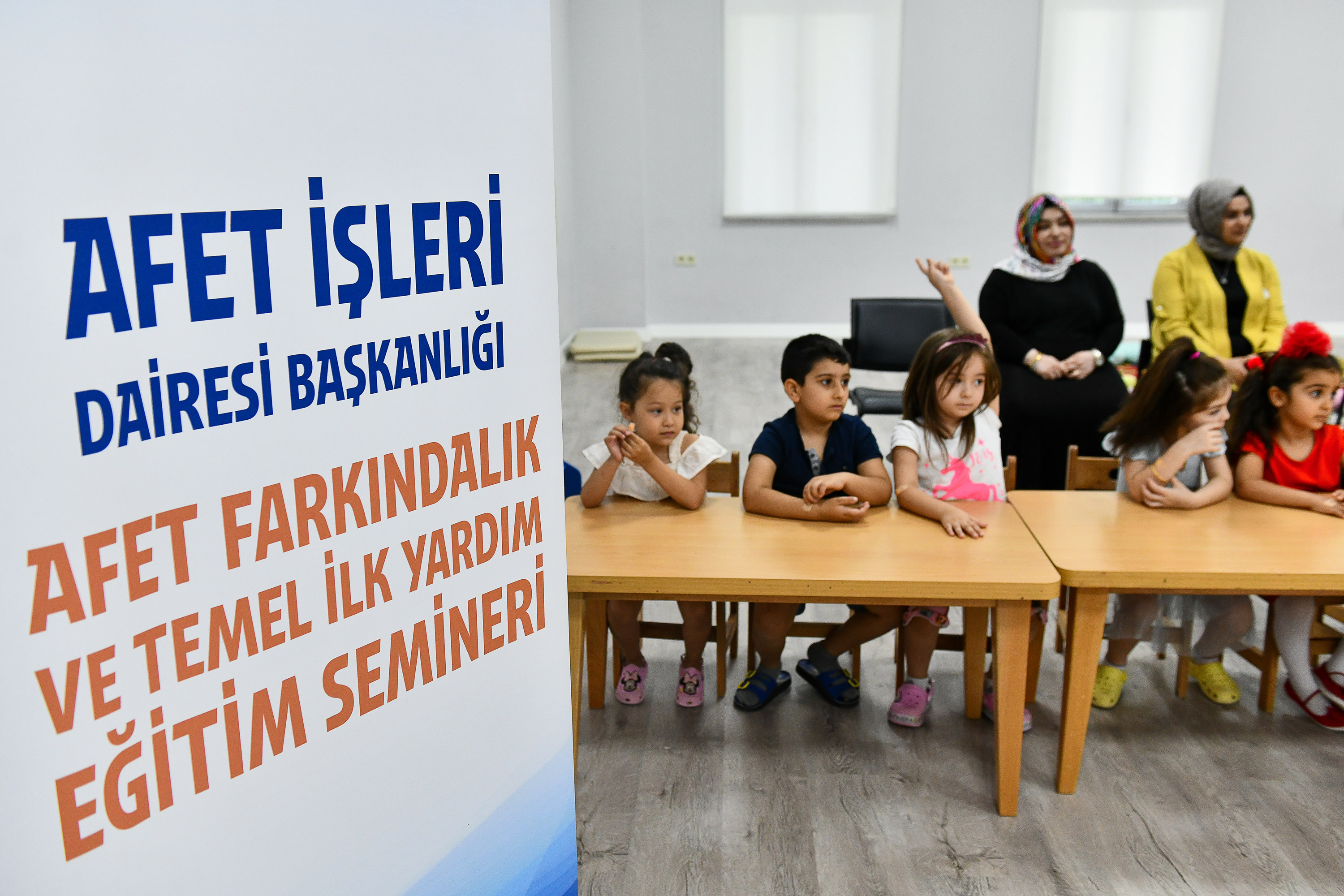 ABB, ''Afet Farkındalık ve Temel İlk Yardım Semineri'' düzenlemeye başladı<