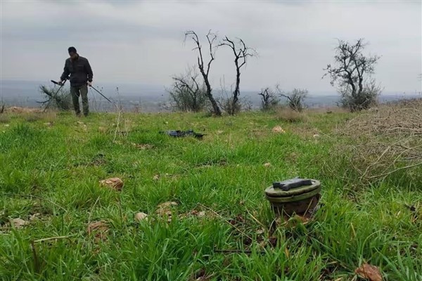 Suriye'deki kara mayınları Esad'ın düşüşünden sonra evlerine dönen yüzlerce sivili öldürdü<