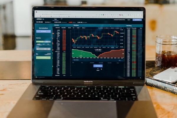 BIST şirketlerinin planlanan nakit temettü dağıtım tarihleri açıklandı<