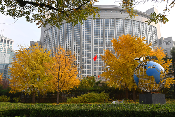 Çin, Kamboçya-Tayland ateşkesin uygulanmasından memnun<