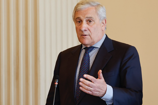 Tajani’den Napoli’deki hastane yangınına ilişkin açıklama<