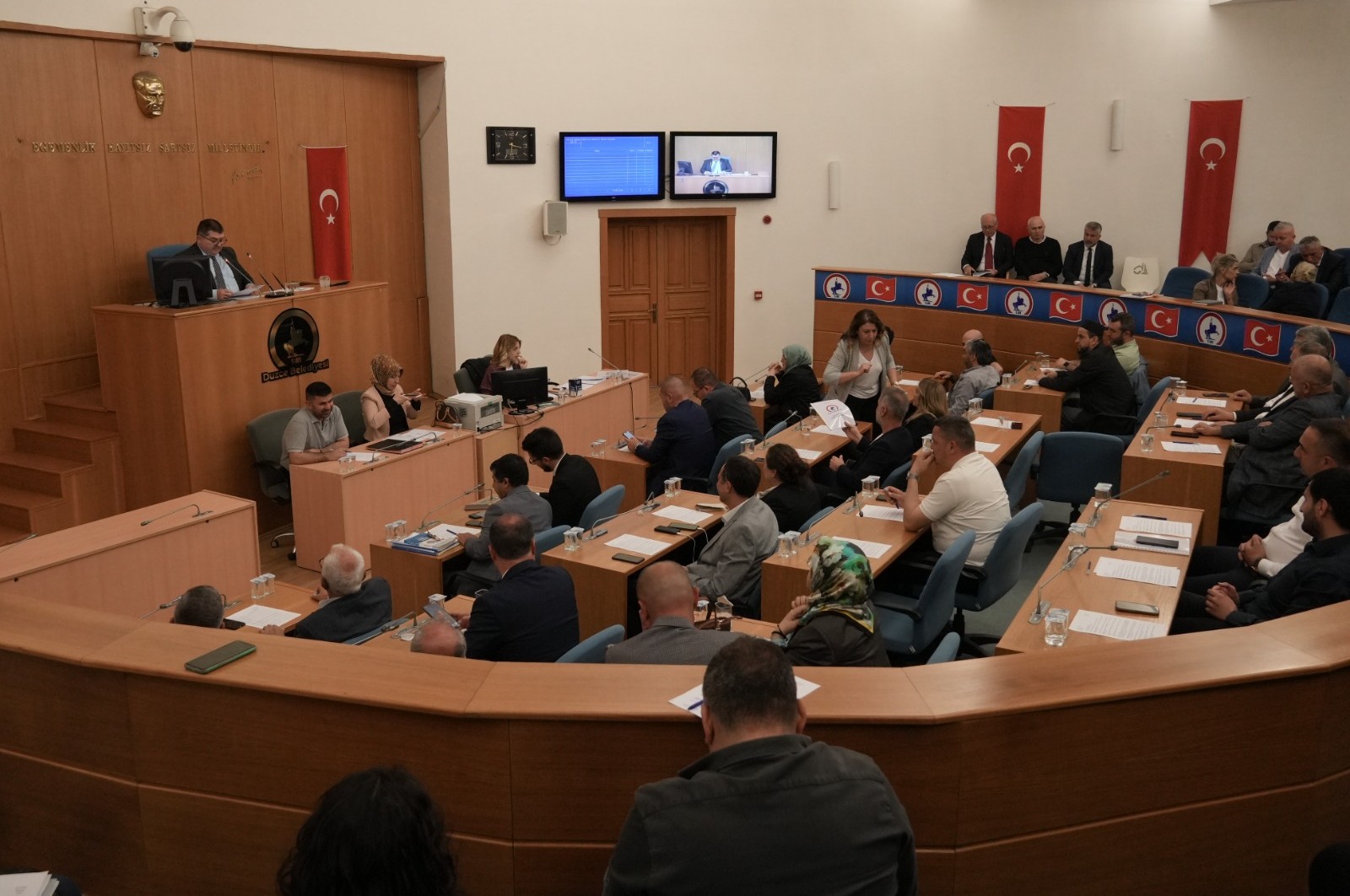 Düzce Belediye Meclisi toplandı<