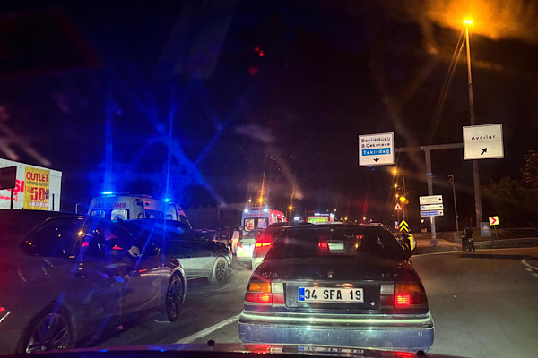 Avcılar’da E-5’te trafik yoğunluğu<