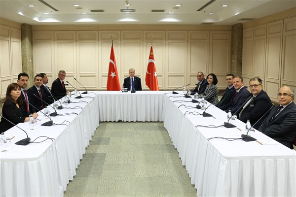 Cumhurbaşkanı Erdoğan, Türk Ortopedi ve Travmatoloji Birliği Derneği üyelerini kabul etti