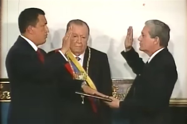 Venezuela, Norveç'teki büyükelçiliğini kapattı<