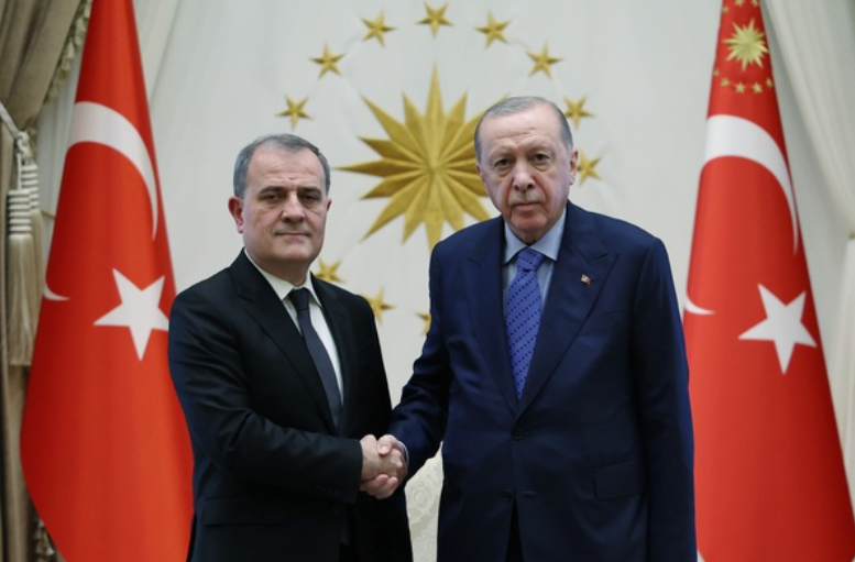 Bayramov: Türk dünyasının birliğini ve dayanışmasını daha da güçlendirmeyi ele aldık<