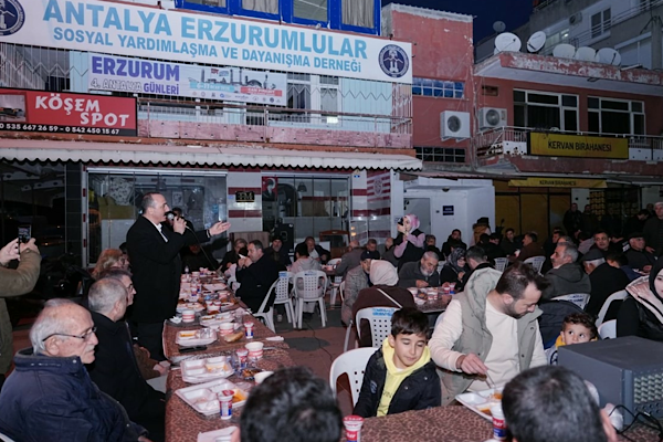 Başkan Kotan, Antalya Erzurumlular Derneği iftarına katıldı