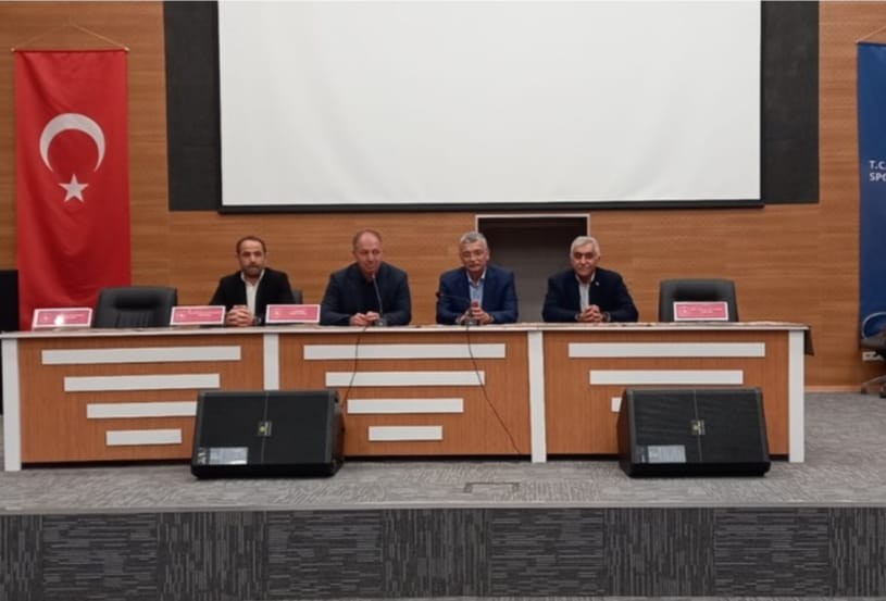 Eski Vali Güvenç, Erzurum’daki spor tesislerini ziyaret etti<