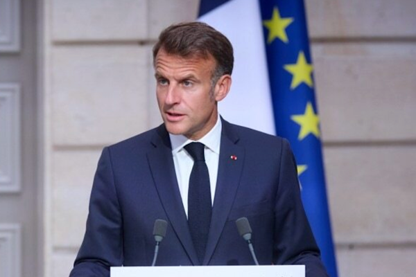 Macron: Herhangi bir ihlale müsamaha göstermeyeceğiz<