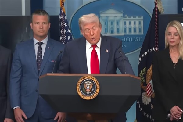 Trump, Washington DC polisinin federal olarak devralındığını duyurdu<