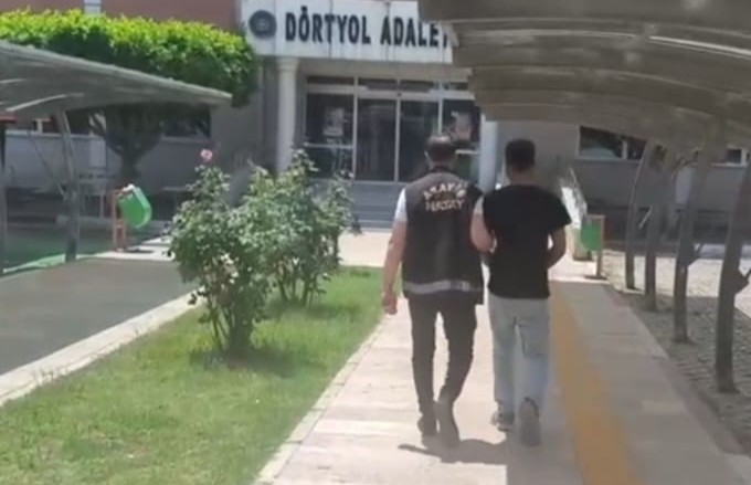 Aranan şahıs Dörtyol’da yakalandı<