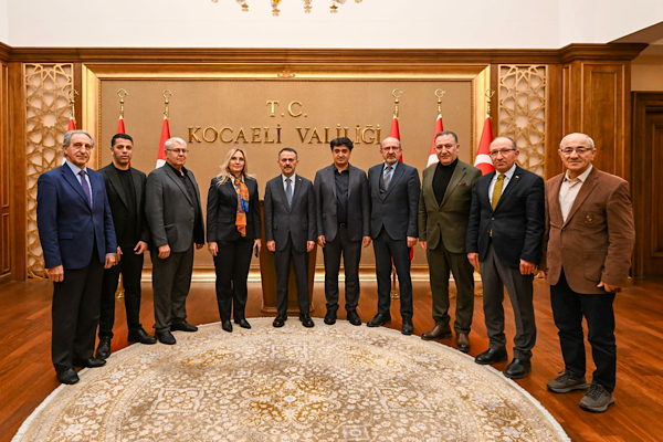 Ardahanlılar Derneği’nden Vali Aktaş’a ziyaret