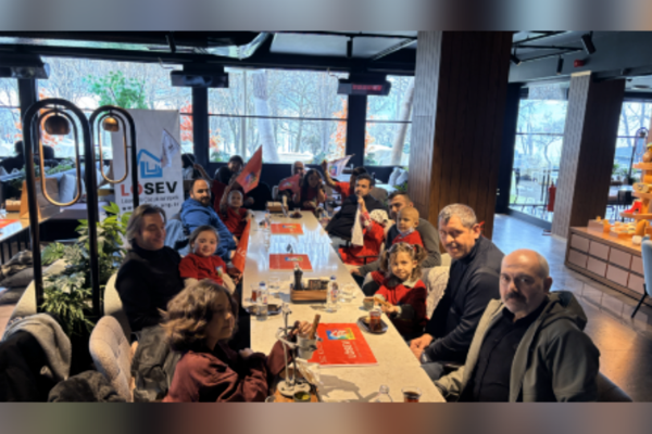 LÖSEV'den fedakar babalar ve çocuklara unutulmaz bir gün<