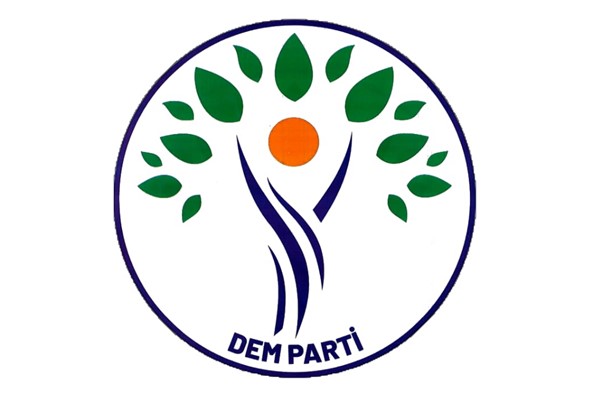 DEM Parti'den Kocaköy Spor Kompleksi'nin belediye’ye devri için çağrı