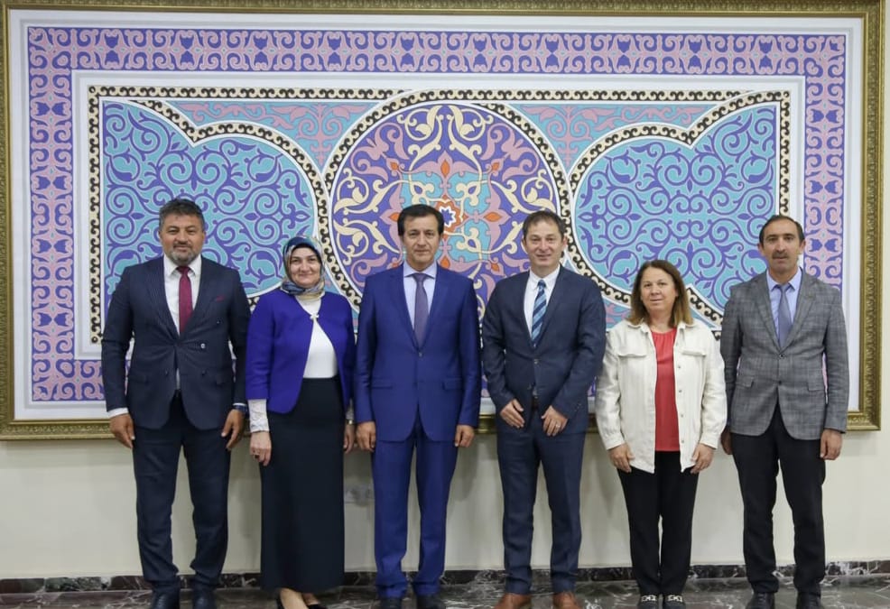 Gençlik ve Spor İl Müdürü Uzuner'den Rektör Emiroğlu’na hayırlı olsun ziyareti