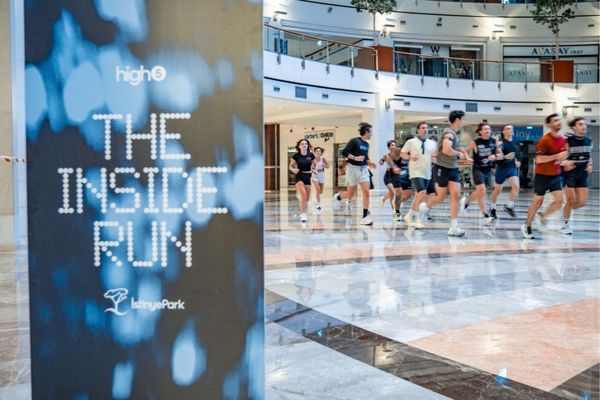 High5, İstinyePark İstanbul’da yeni bir gece koşu rotası çizdi<