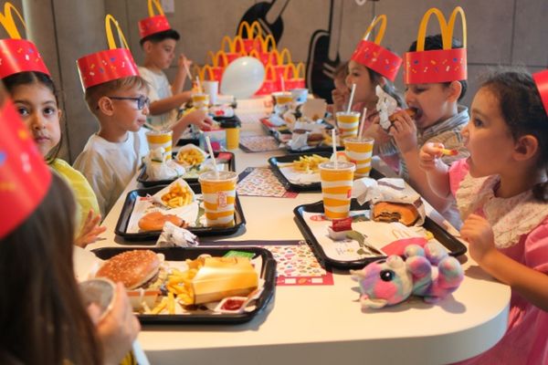 Doğum günü kutlamanın kolay ve keyifli yolu McDonald's'ta<