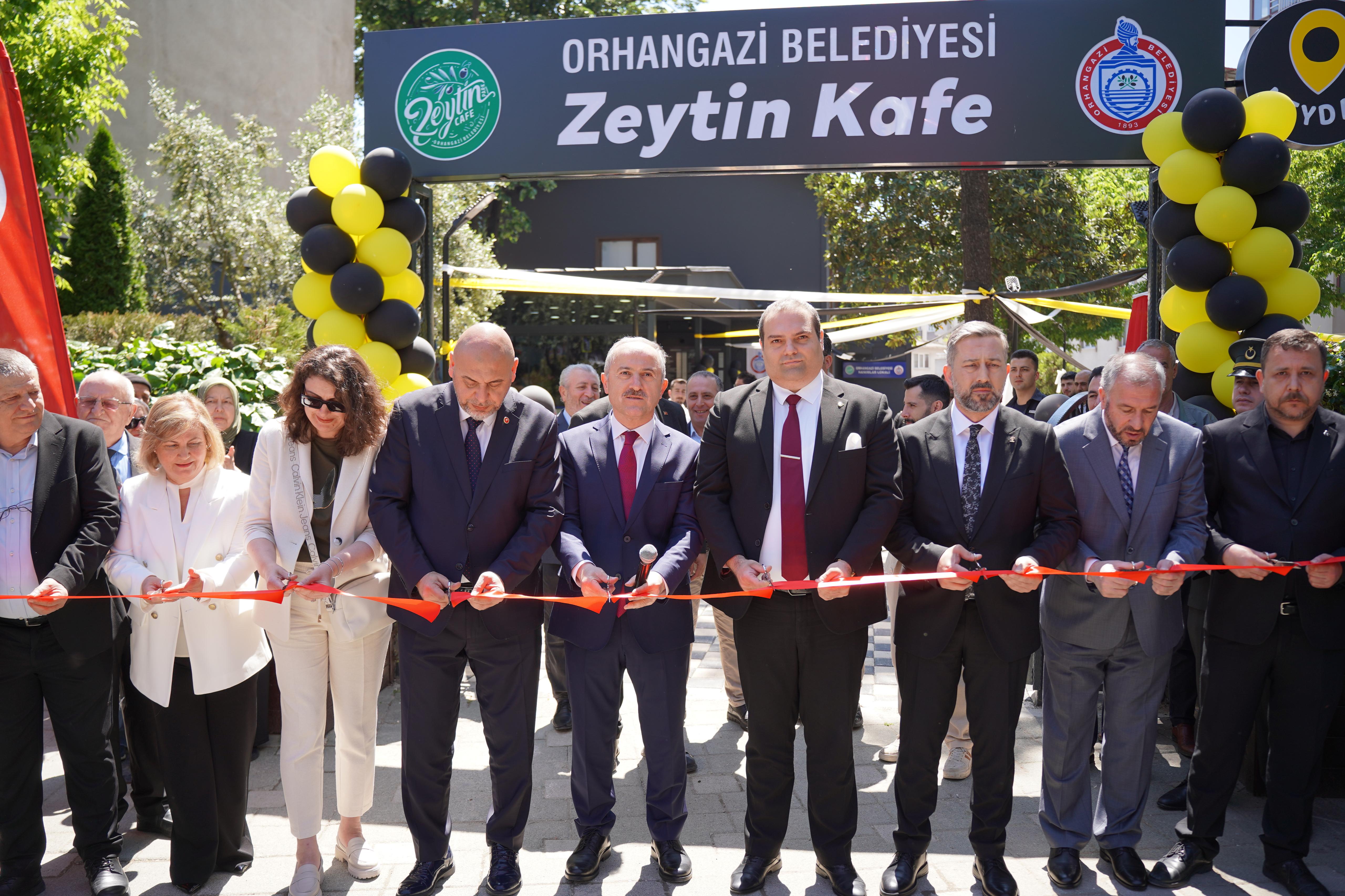 Zeytin Cafe 2 Meydan hizmete açıldı<