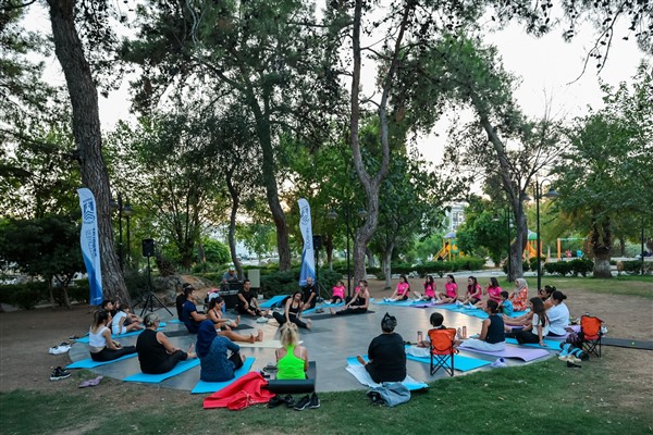 Açık Hava Yoga Günleri Mumcular'da devam etti<