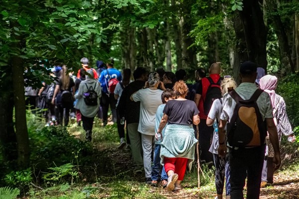 Karacabey Dağcılık Kulübü'nün doğa yürüyüşleri başladı<