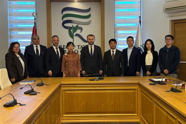 Çin Tarım Bilimleri Akademisi heyeti RTEÜ'de<