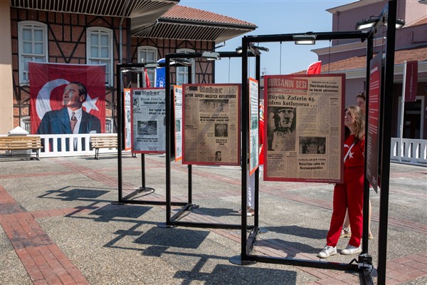 Bursa Büyükşehir Belediyesi’nden Zafer Bayramı’na özel sergi