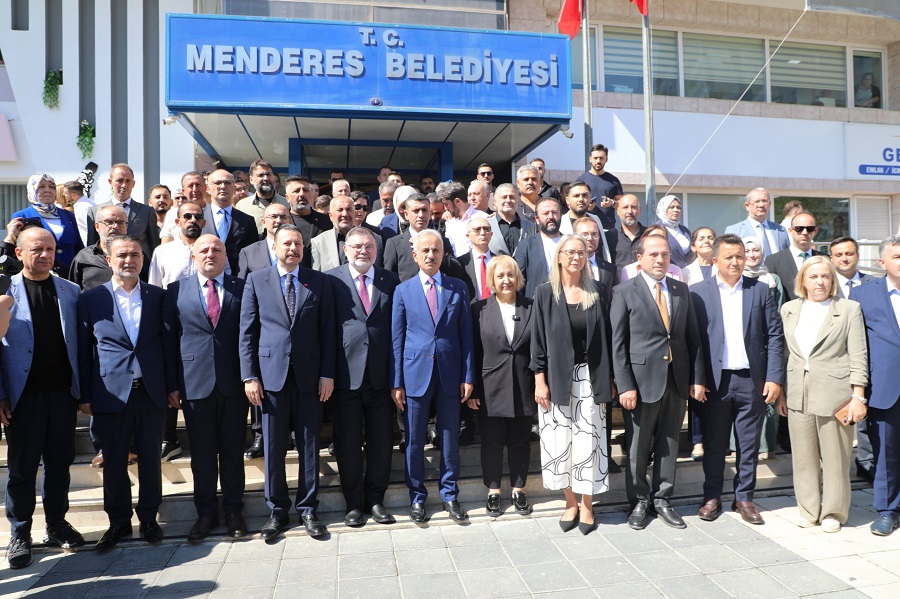 Menderes-Gümüldür yolu için ihale kararı alındı<