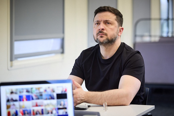 Zelenski: Ukrayna için sağlanan 90 milyar avroluk destek serbest bırakıldı<