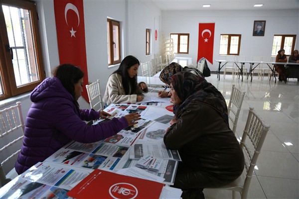 Keçiören’de “Meme Kanseri Farkındalık Eğitimi” düzenlendi<