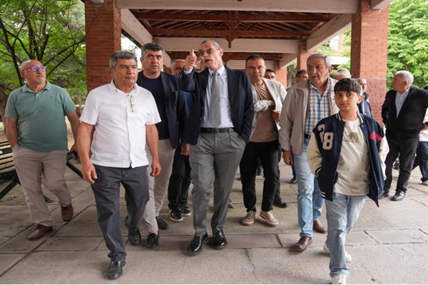 Başkan Beşikcioğlu Eryaman 3. Etap'ta talep ve istekleri dinledi