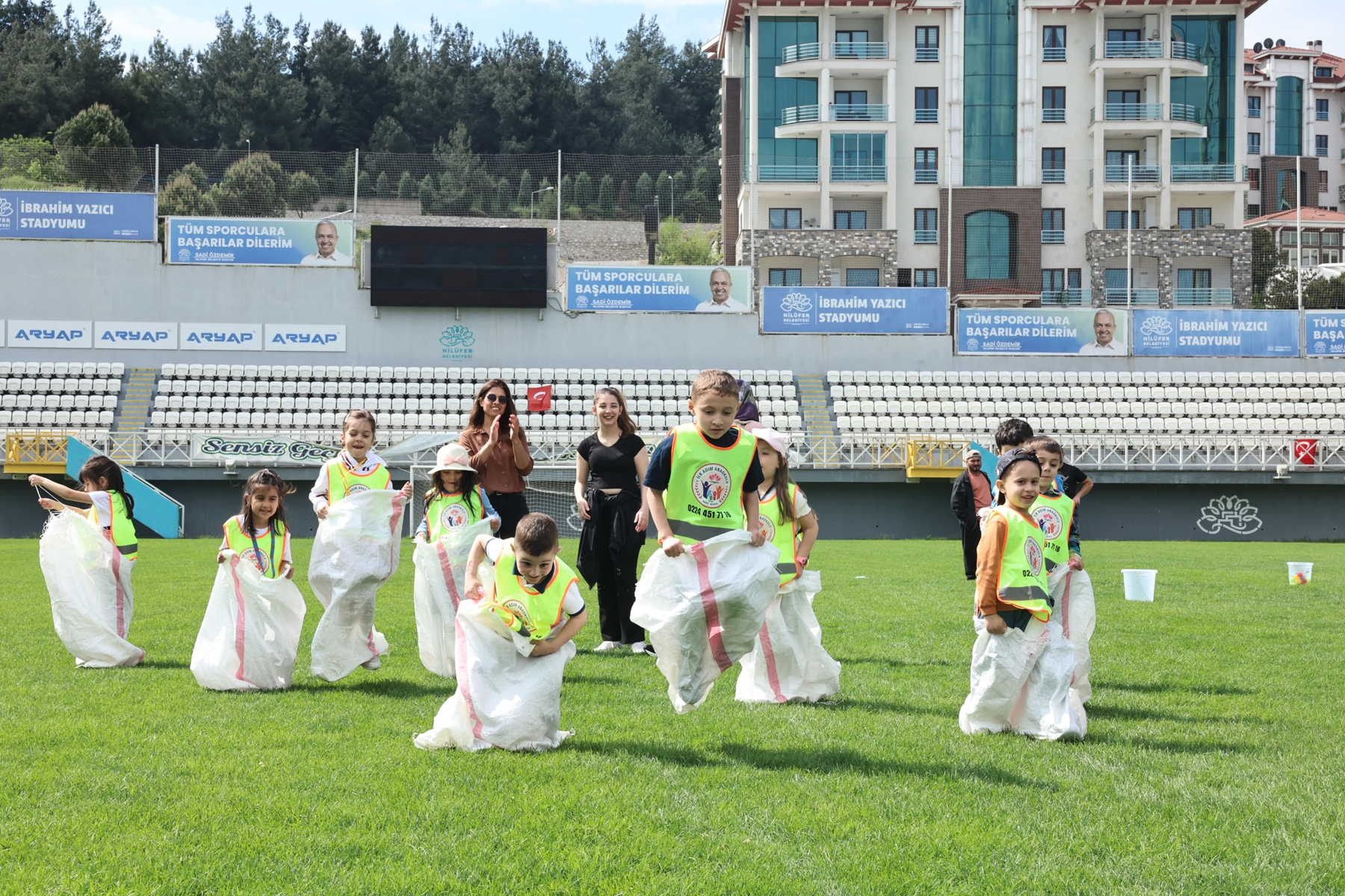 Nilüfer 23. Uluslararası Spor Şenlikleri’nde çocuklar yarıştı<