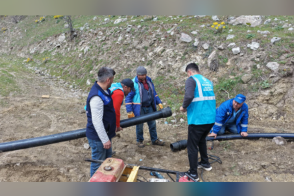 Gencelli Mahallesi'nde içme suyu hattında yenileme çalışmaları yapılıyor<