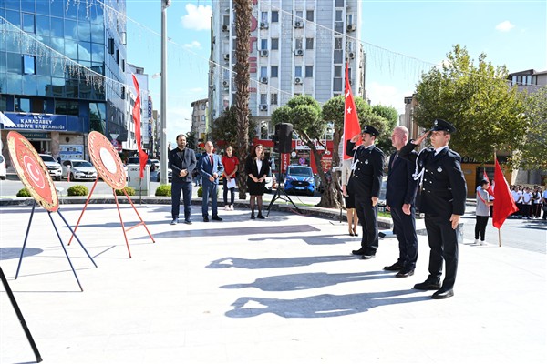 Karacabey’de 19 Eylül Gaziler Günü törenle kutlandı<