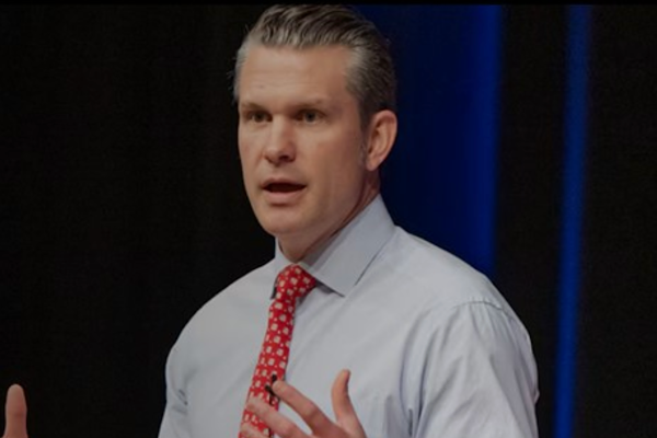 Hegseth, Koizumi ile görüştü<