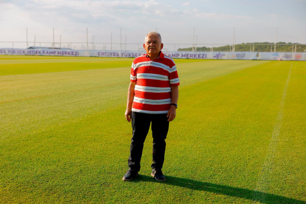 Başkan Büyükkılıç: Erciyes, futbol kulüplerinin hazırlık kampında gözde merkez oldu<