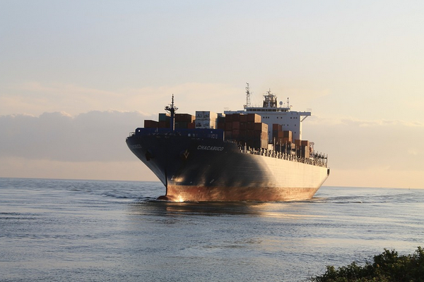 Çanakkale Boğazı'nda arıza yapan tanker kurtarıldı