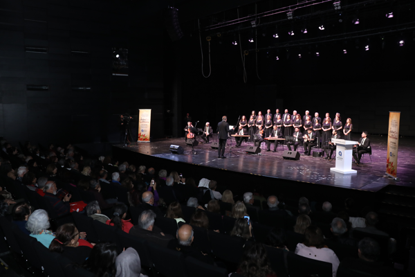 Antalya'da “Bahar Bitti Güz Bitti” konseri düzenlendi<