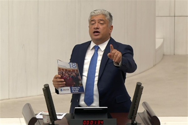 Kısacık: Üniversite öğrencilerimiz barınamıyor