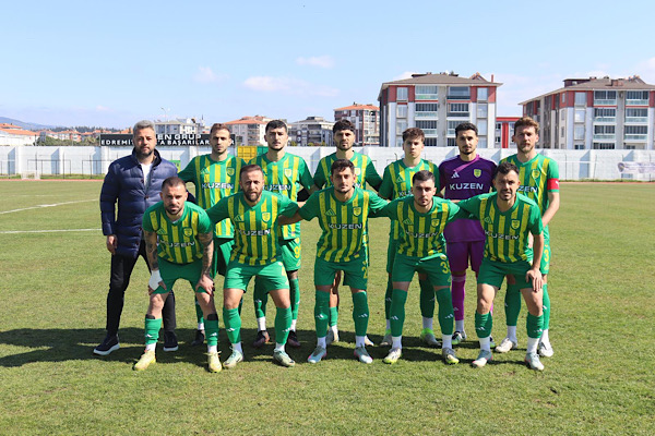 1966 Edremitspor, Aydınspor’u 3-0 mağlup etti<