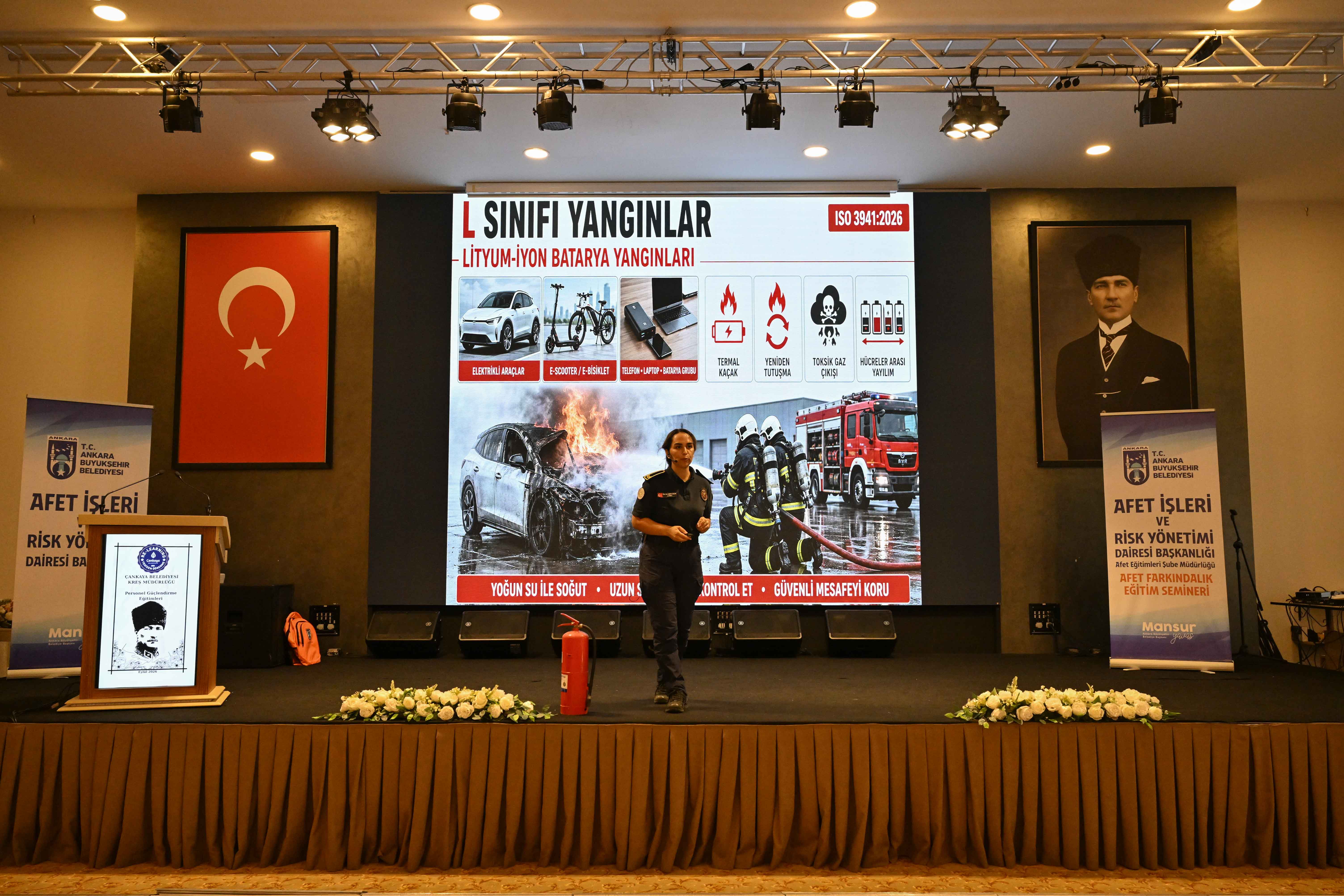 Gündüz bakımevi öğretmenlerine ilk yardım ve afet eğitimi