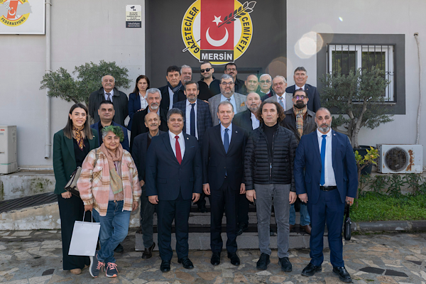 Başkan Seçer’den Mersin Gazeteciler Cemiyeti’ne ziyaret<