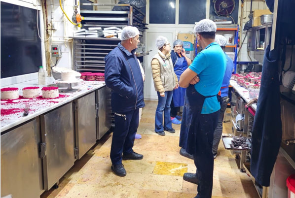 Gemlik'te pastane ve dükkanlara yönelik denetim