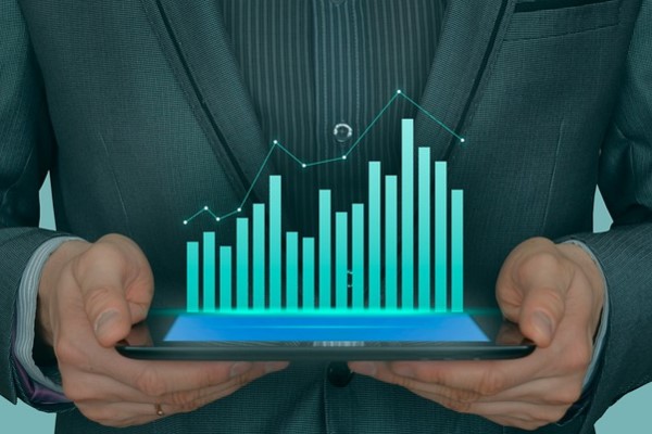 Piyasalarda euro, altın ve petrolün seyri takip ediliyor