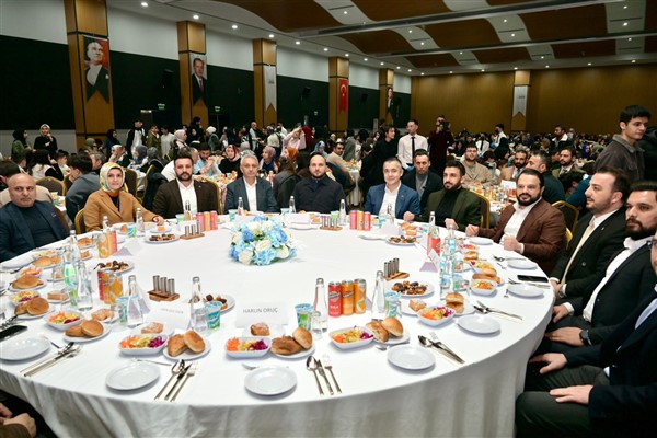 Esenyurt’ta TÜGVA aile iftarı düzenlendi