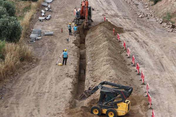 Efeler’de 11,5 milyon liralık altyapı yatırımı başladı<