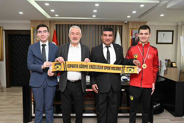 Isparta Görme Engelliler Spor Kulübü’nden Başkan Başdeğirmen’e ziyaret<