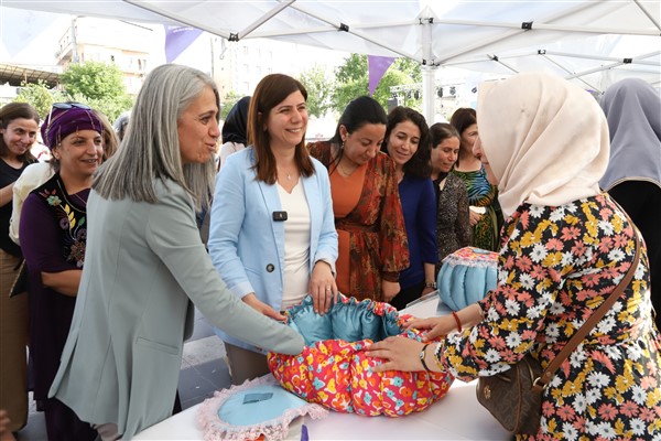 Eş Başkan Bucak: Kadın Emek Buluşması hep birlikte üretmenin örneğidir<
