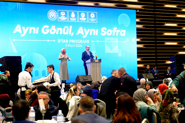 Konya’da özel gereksinimli bireyler için iftar programı düzenlendi<