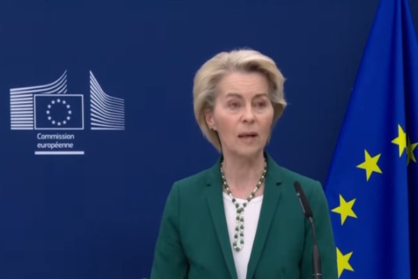 Leyen, Rusya'ya karşı 