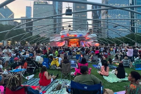  Chicago Belediye Başkanı, polise federal birliklere yardım etmeme emri verdi
